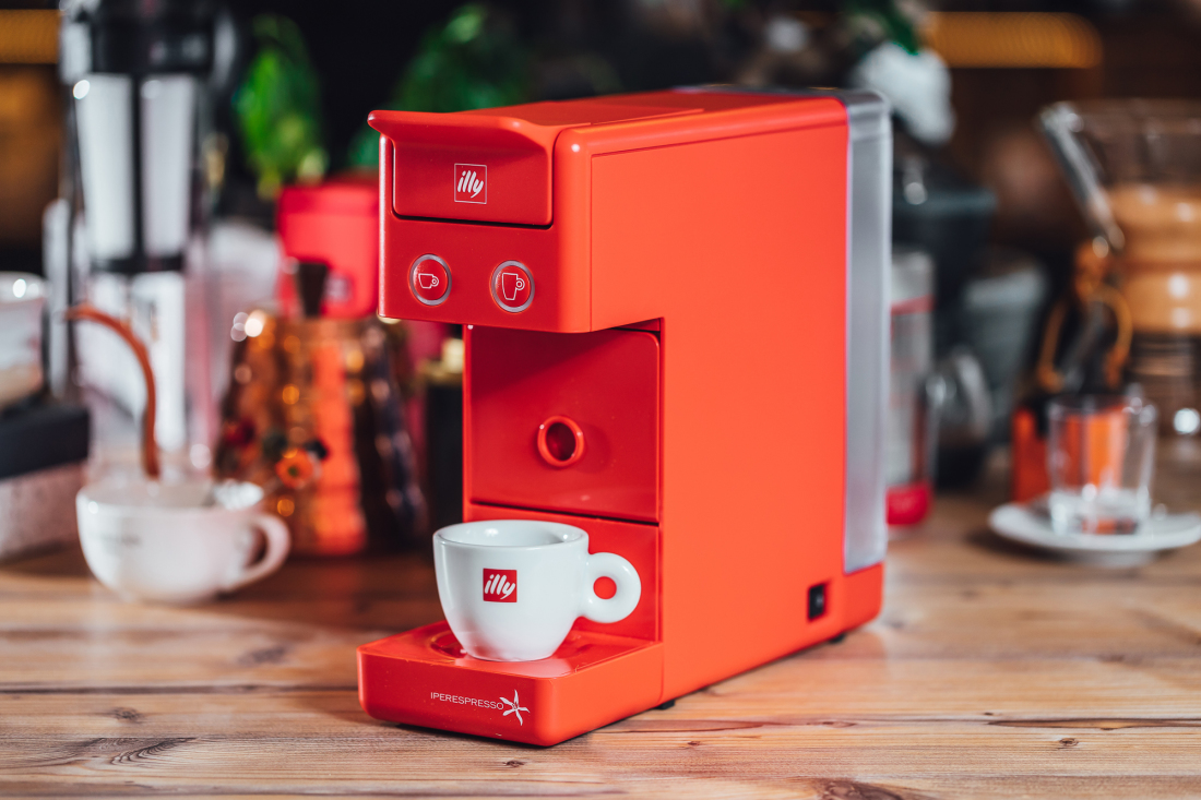 Illy y3.3 kafijas aparāta lietošanas pamācība video