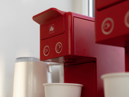 illy Y3.3 kafijas automāta atkaļķošana