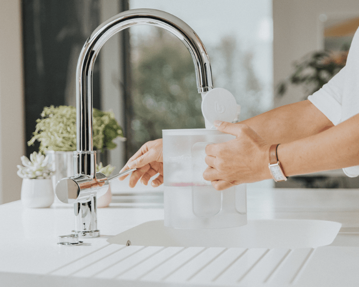 BWT Ūdens filtri AQUAlizer ūdens filtra stacija (2 filtri, 2 karafes)