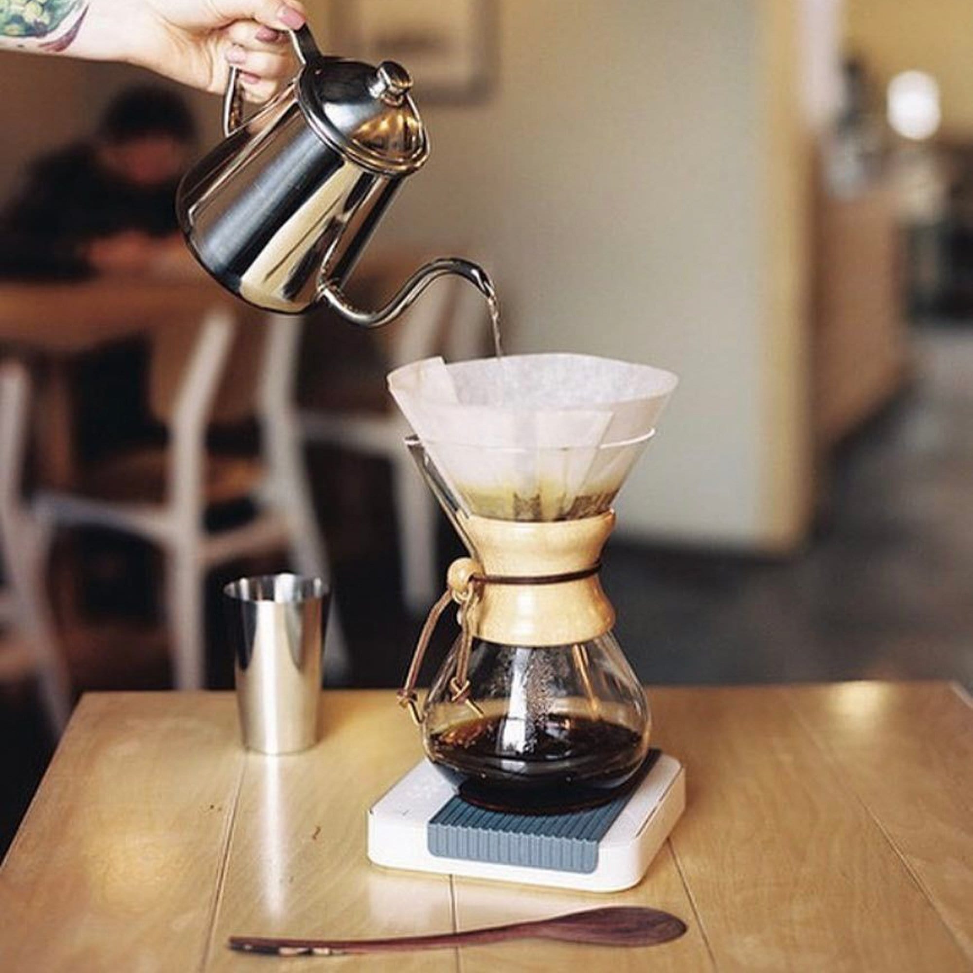 Hario Kafijas pagatavošanas rīki Chemex kafijas karafe 6CUP, 900ml