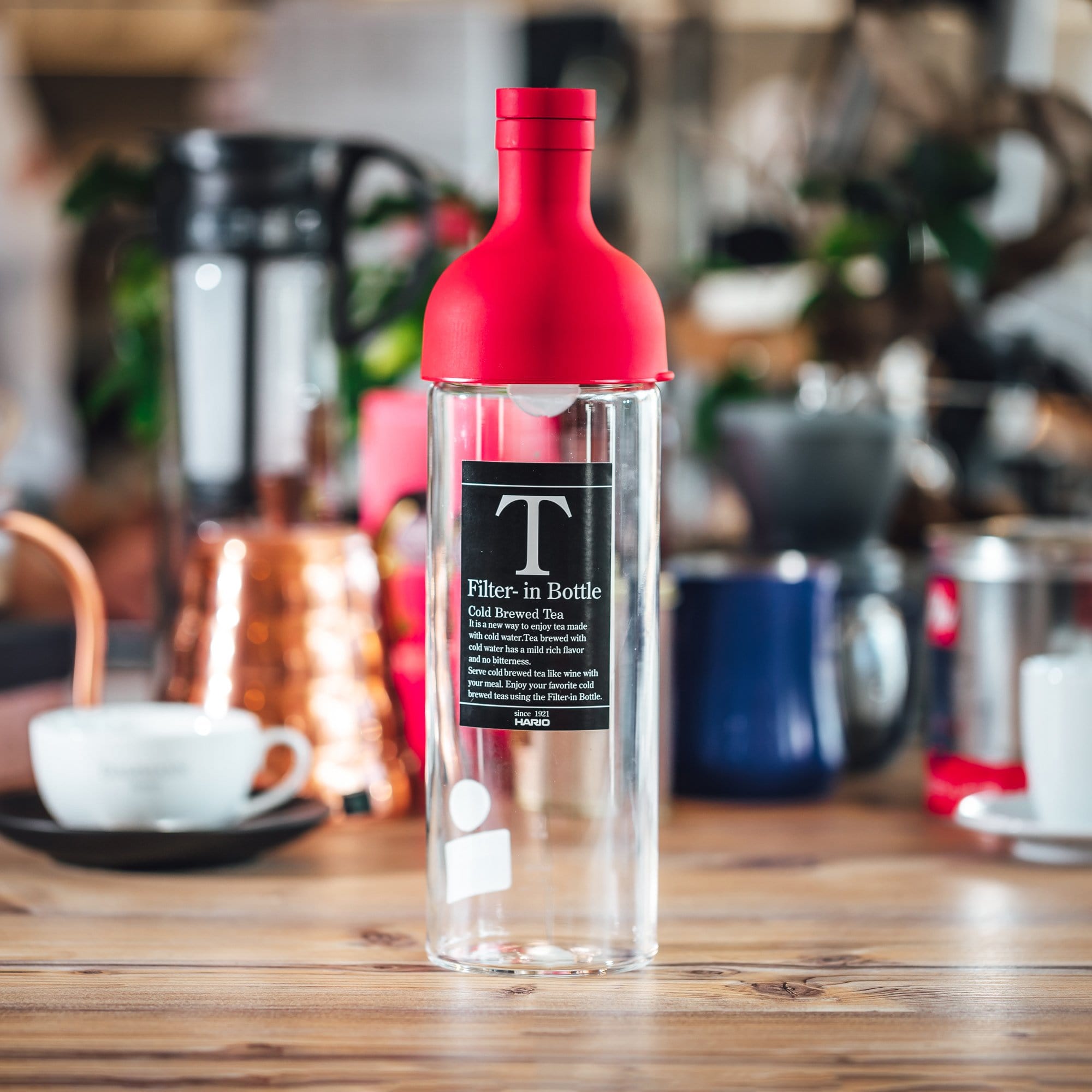 Hario Trauki Hario stikla pudele ar filtru, sarkana