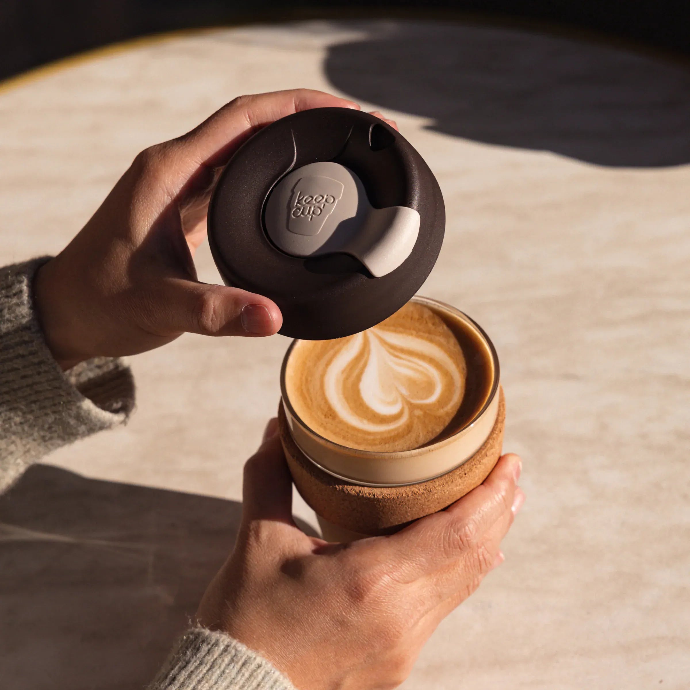 KeepCup Trauki Krūzīte KeepCup Brew Cork Almond, 340ml