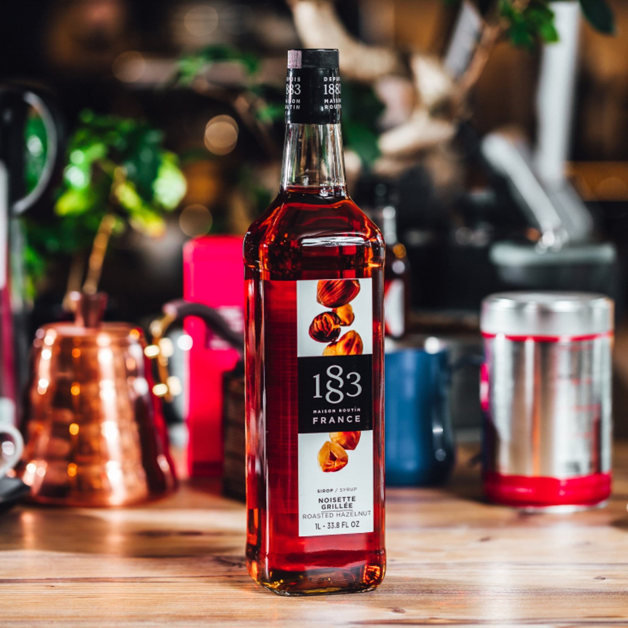 Routin Kafijas piedevas Grauzdētu lazdu riekstu sīrups Routin, 1l