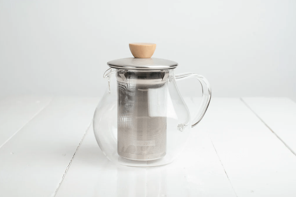 Hario Kafijas pagatavošanas rīki Stikla tējkanna ar sietiņu, Hario, 700ml