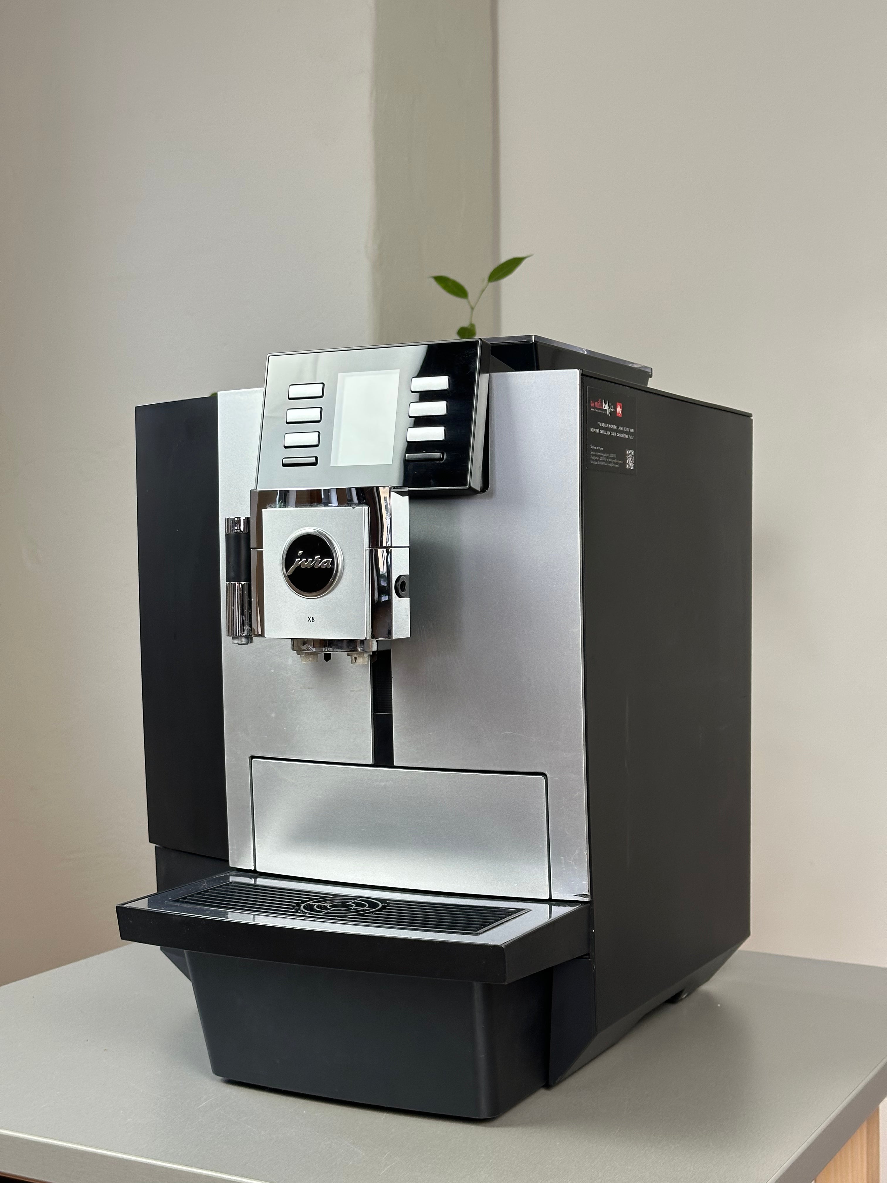 Jura MAZLIETOTI MAZLIETOTS JURA kafijas automāts, X8 NR.2