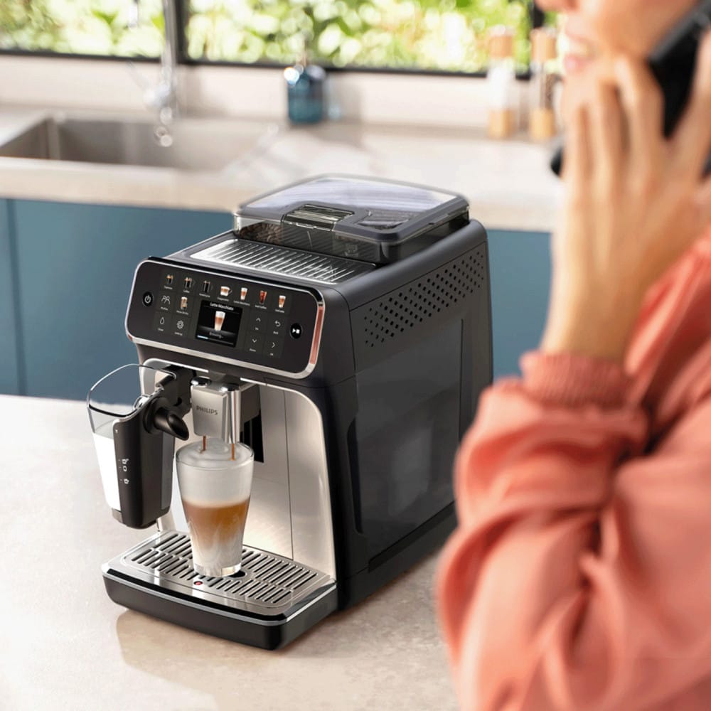 Philips Pupiņu automāti Kafijas automāts PHILIPS EP5546/70 Super-Automatic Espresso, melns