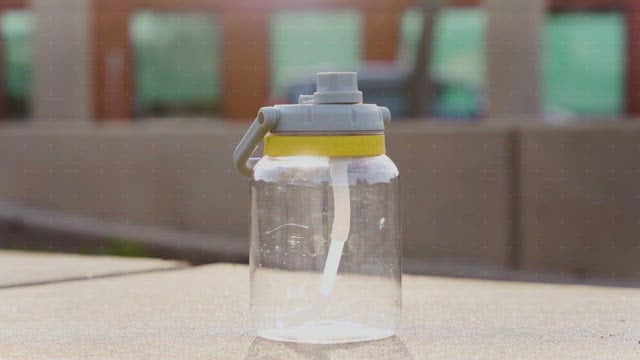 Ūdens pudele Asobu Juggler, 1,5l, TWB22 mētru zaļa